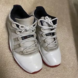 Air Jordan 11 cherry lows